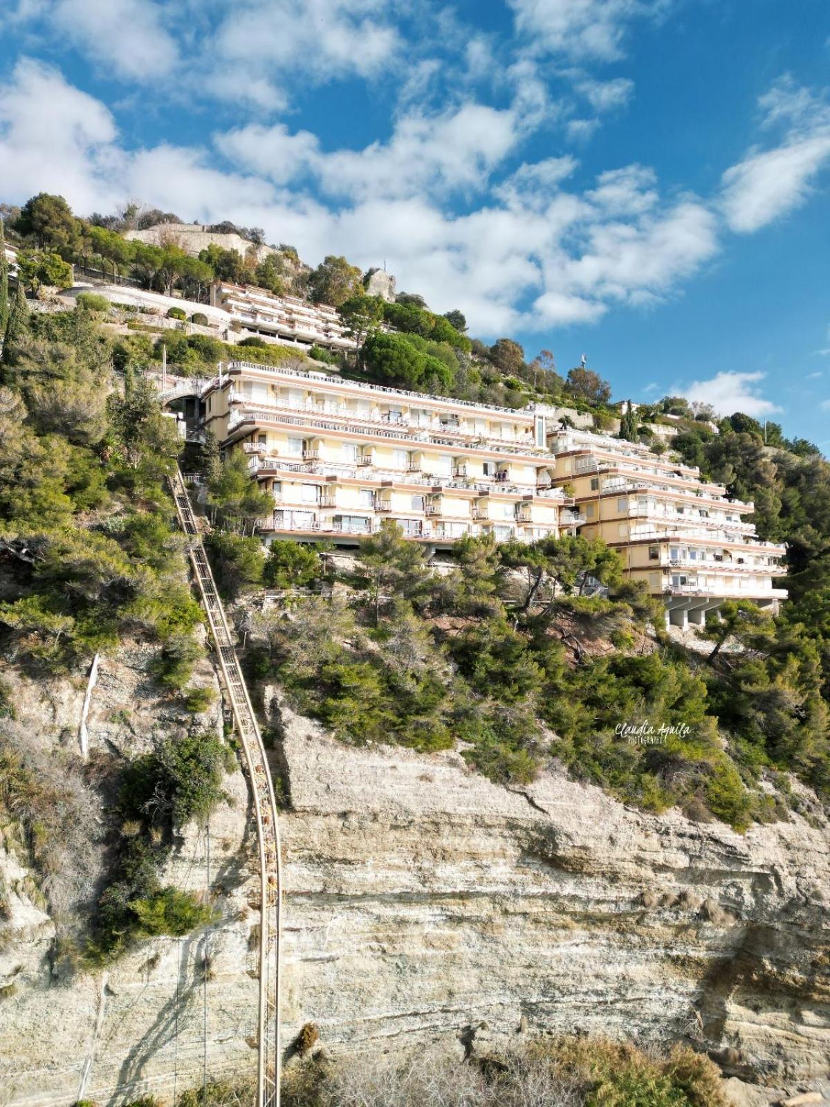 Sea And Monaco Charme View On The Beach Ventimiglia Luaran gambar